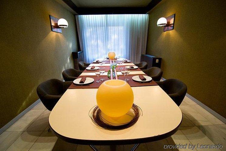 Hotel America Igualada Restaurant photo